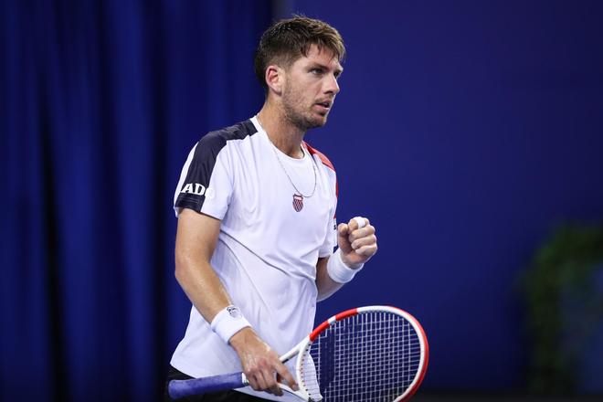 NBA常规赛，勇士148-106大胜马刺，送给马刺4连败！.